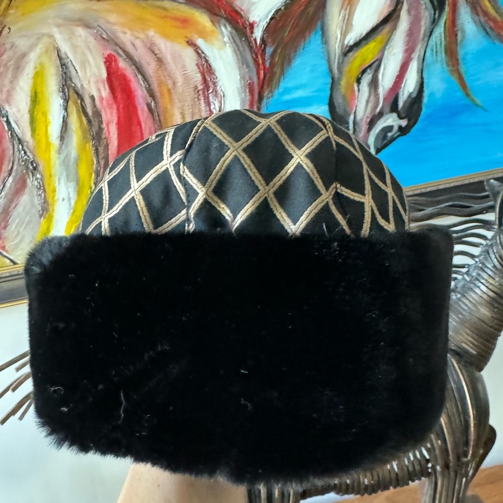 Skea Vintage Faux Fur Bucket Winter Hat Size Small